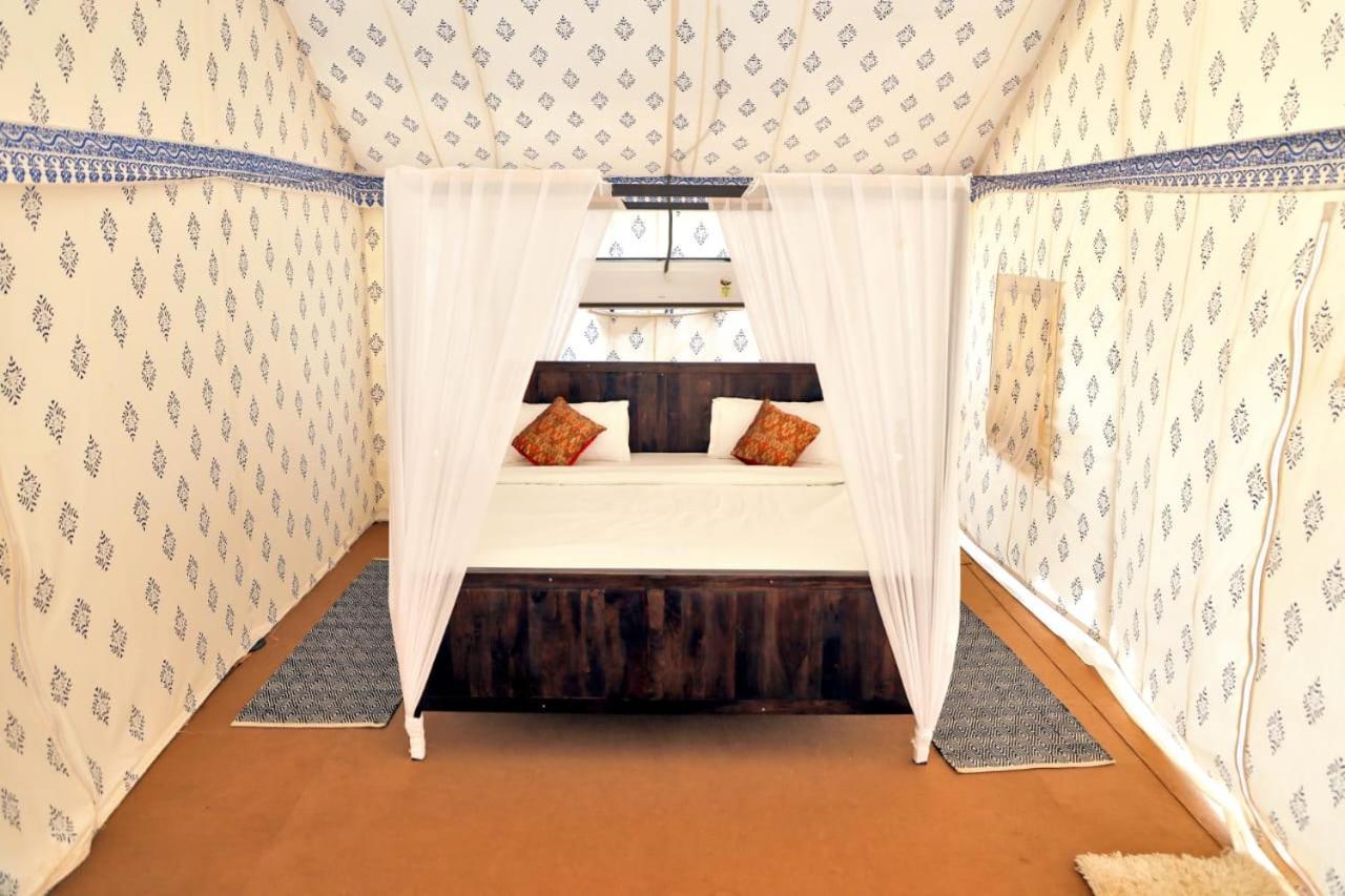 Hotel Gandhisagar Forest Retreat à Gurla Extérieur photo