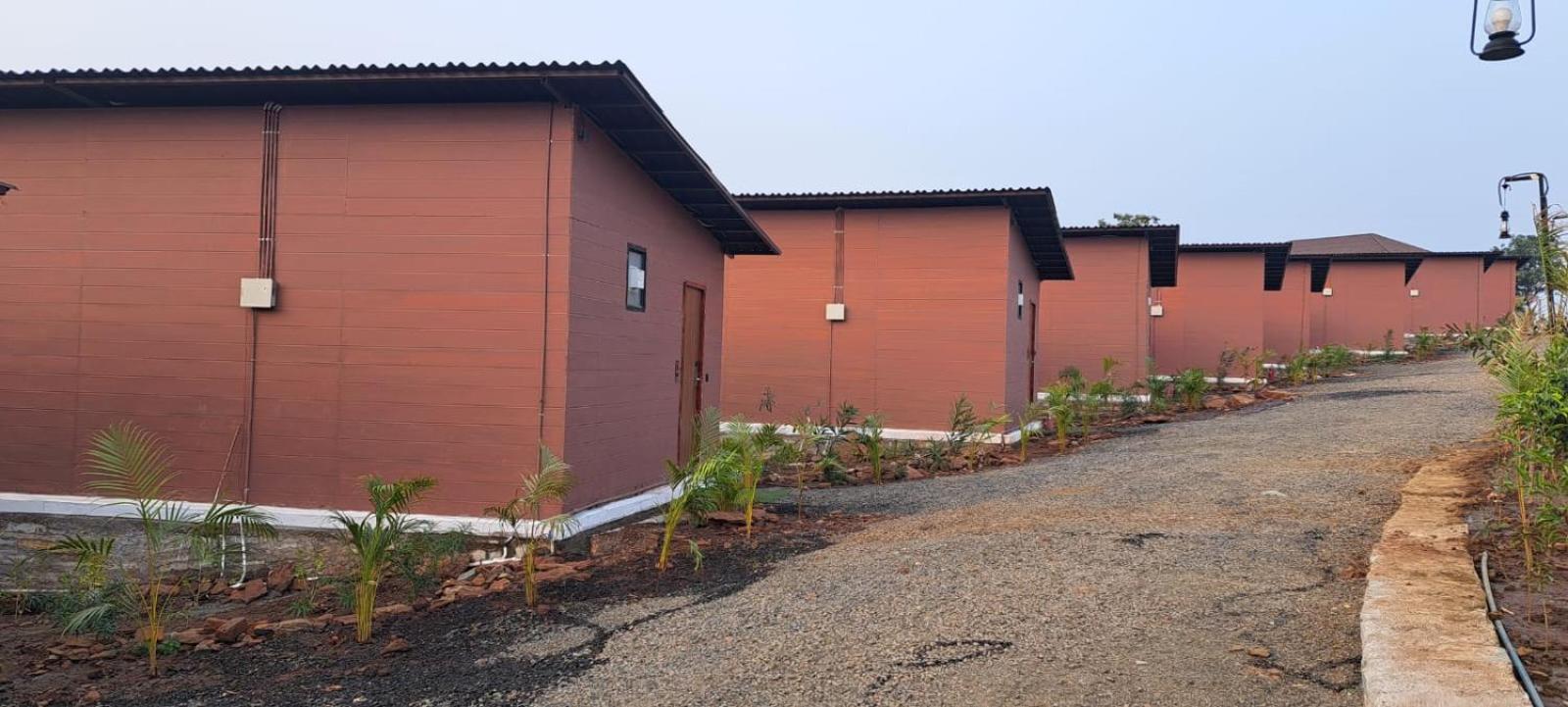 Hotel Gandhisagar Forest Retreat à Gurla Extérieur photo
