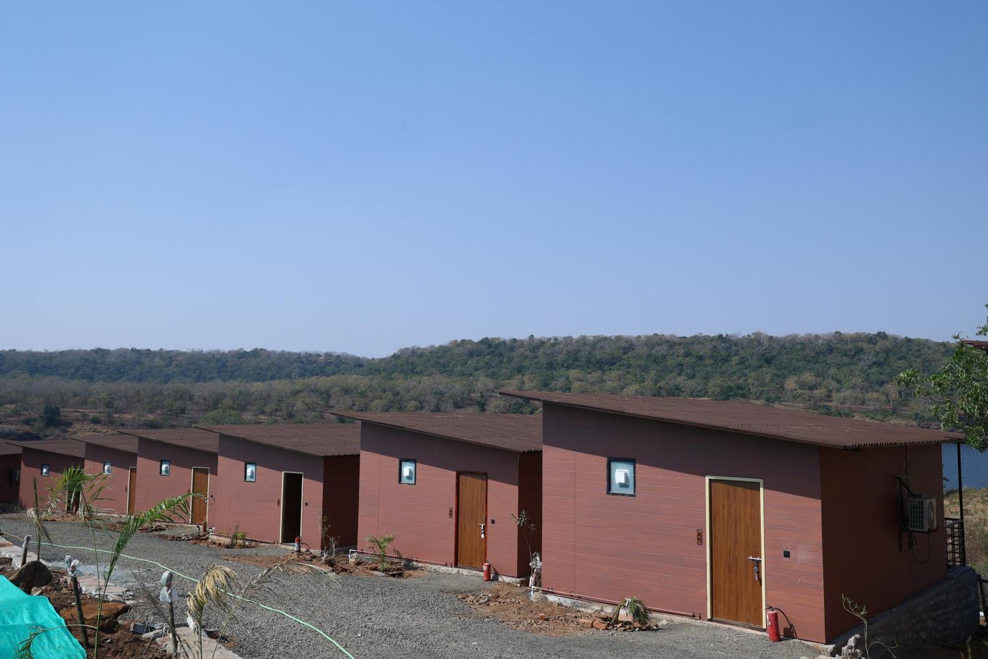 Hotel Gandhisagar Forest Retreat à Gurla Extérieur photo